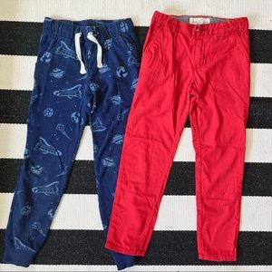 2 pairs of pants. Size 6-7 yrs